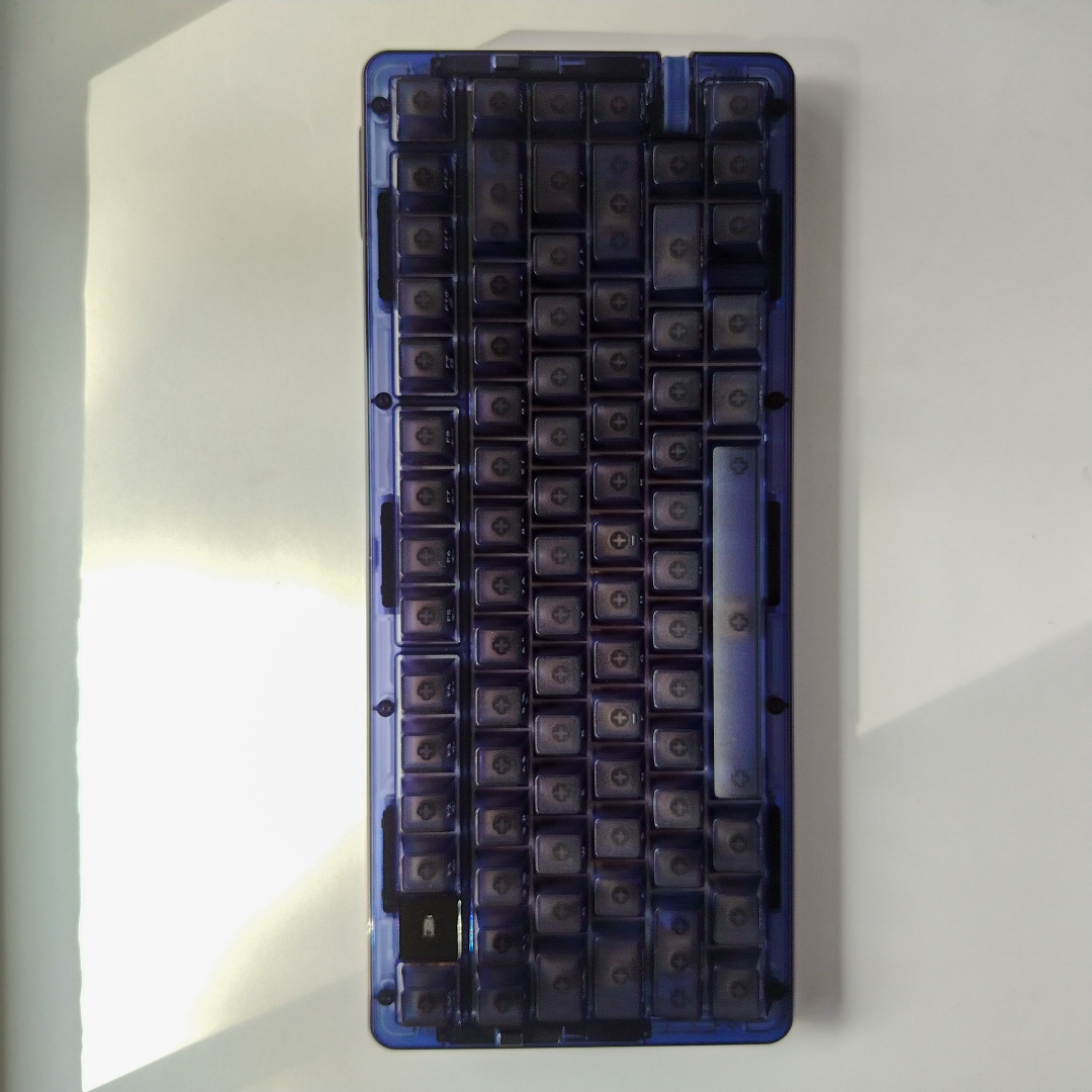Teclado IROK OP75 Magnético RGB por Gestos 75% HotSwap